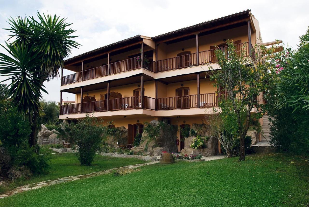 Corfu Club Apartments Gouvia Exterior foto